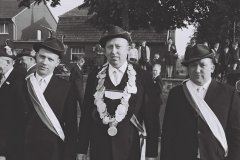 1966 Königspaar Albert + Maria Niermann;  Hofstaat: Maria + Franz Brinkmann, Klara + Alfons Niermann